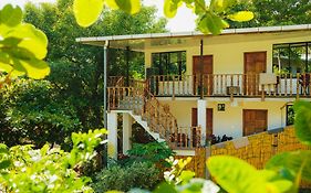 Mayara Hostal